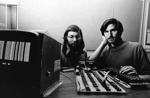 steve_wozniak_et_steve_jobs_en_1976